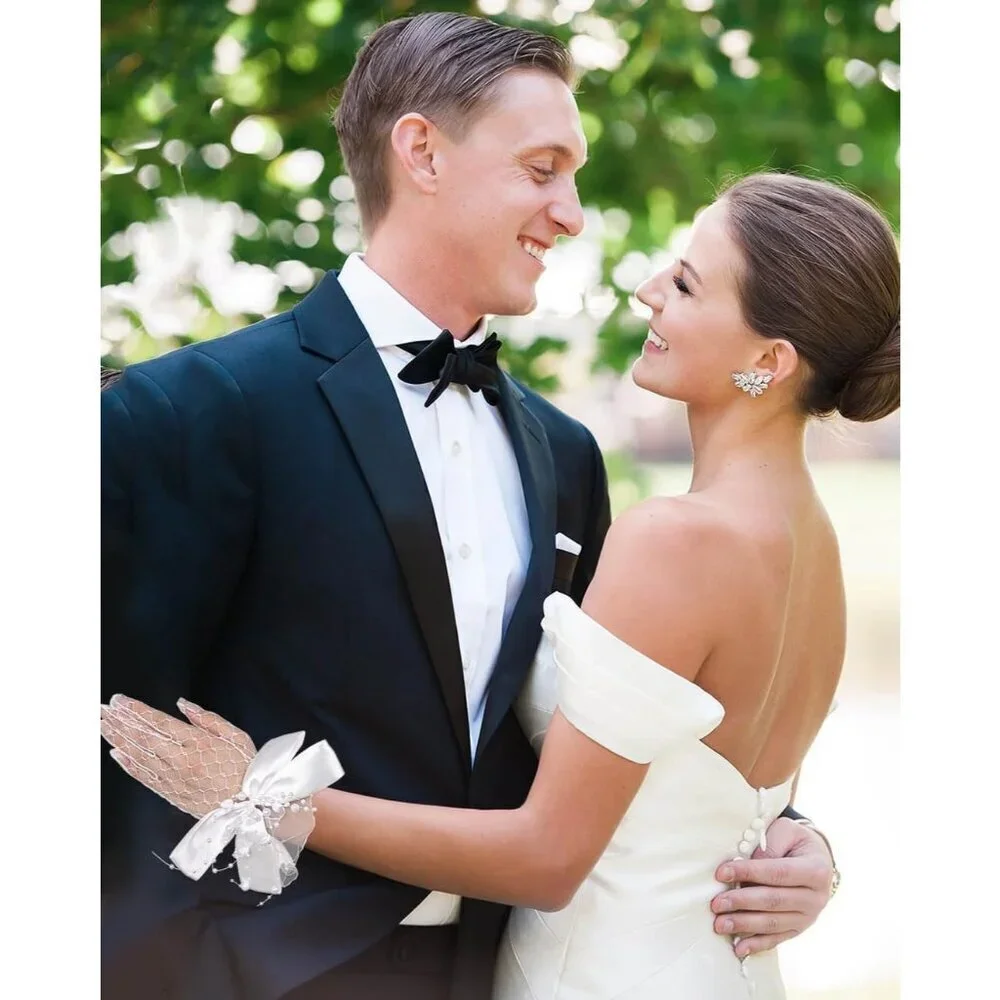 Women's Crystal Satin Bow Wrist White Gloves Short Length Wedding Accessories
